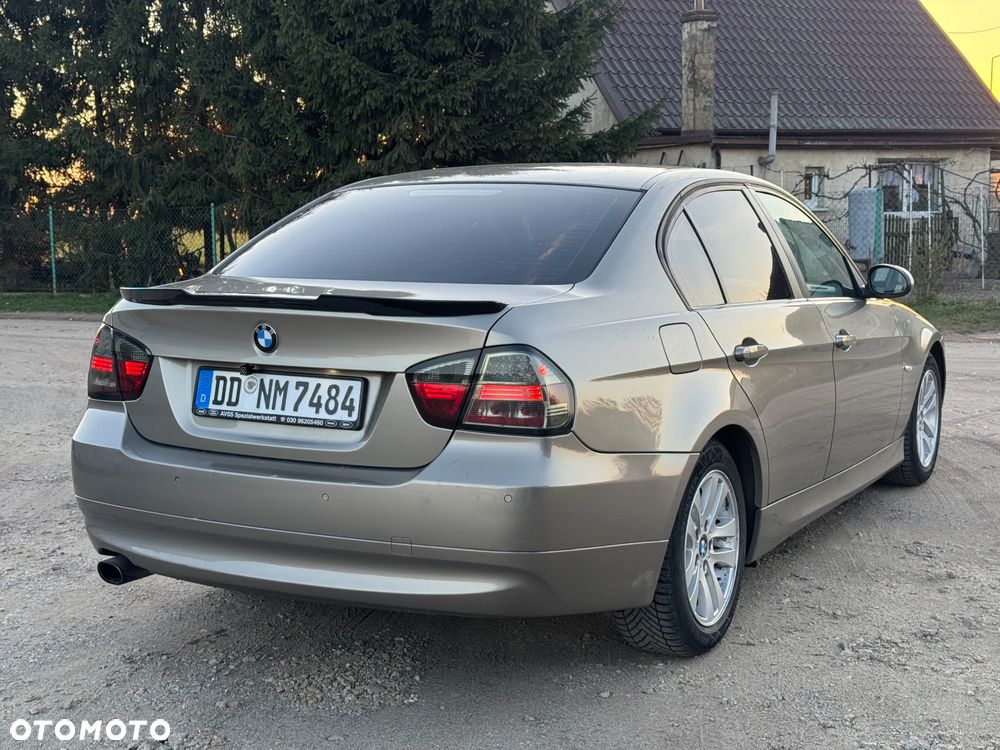 BMW Seria 3 320i Edition Exclusive - 8