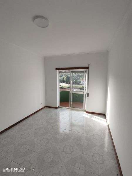 T2 renovado em coimbra/coselhas - Grande imagem: 4/4