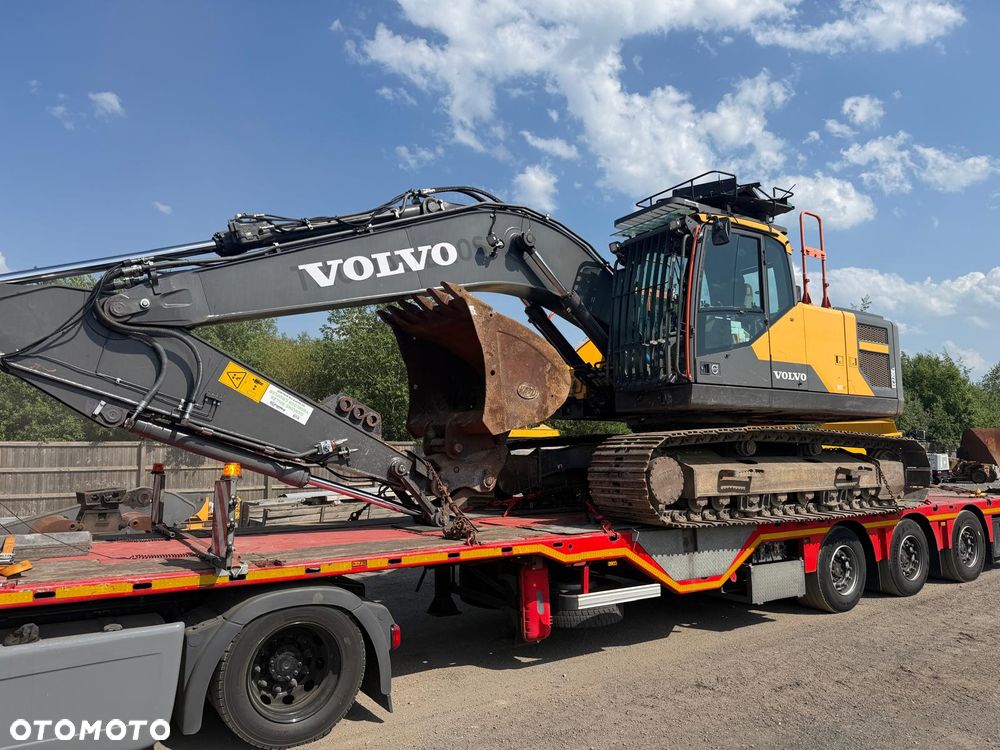 Volvo EC 220 EL - 1