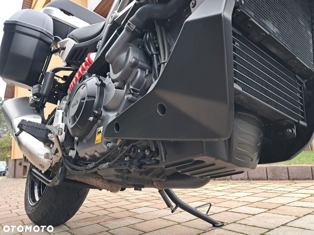Aprilia Caponord - 24
