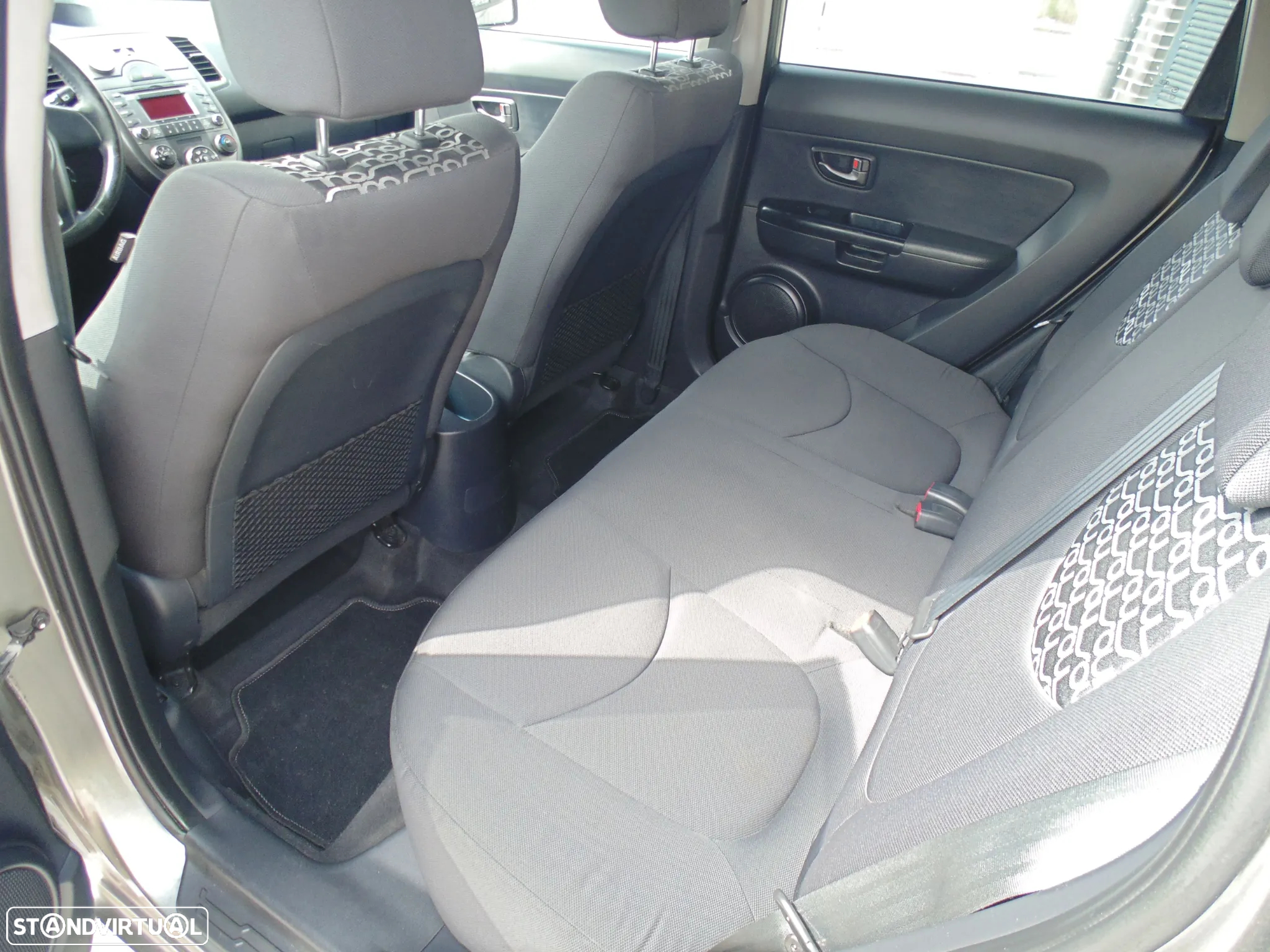 Kia Soul 1.6 CRDi TX - 19