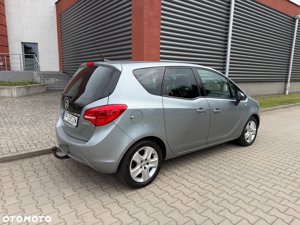 Opel Meriva - 11