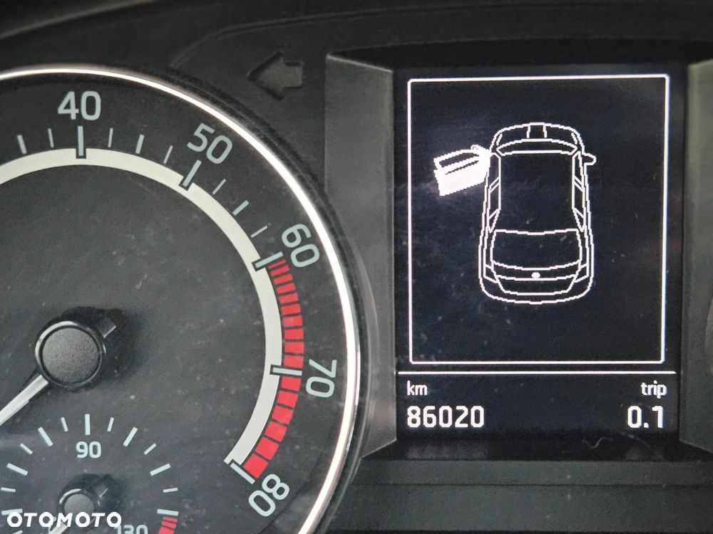 Skoda Fabia 1.0 TSI Monte Carlo - 19