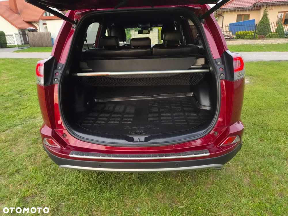 Toyota RAV4 - 4