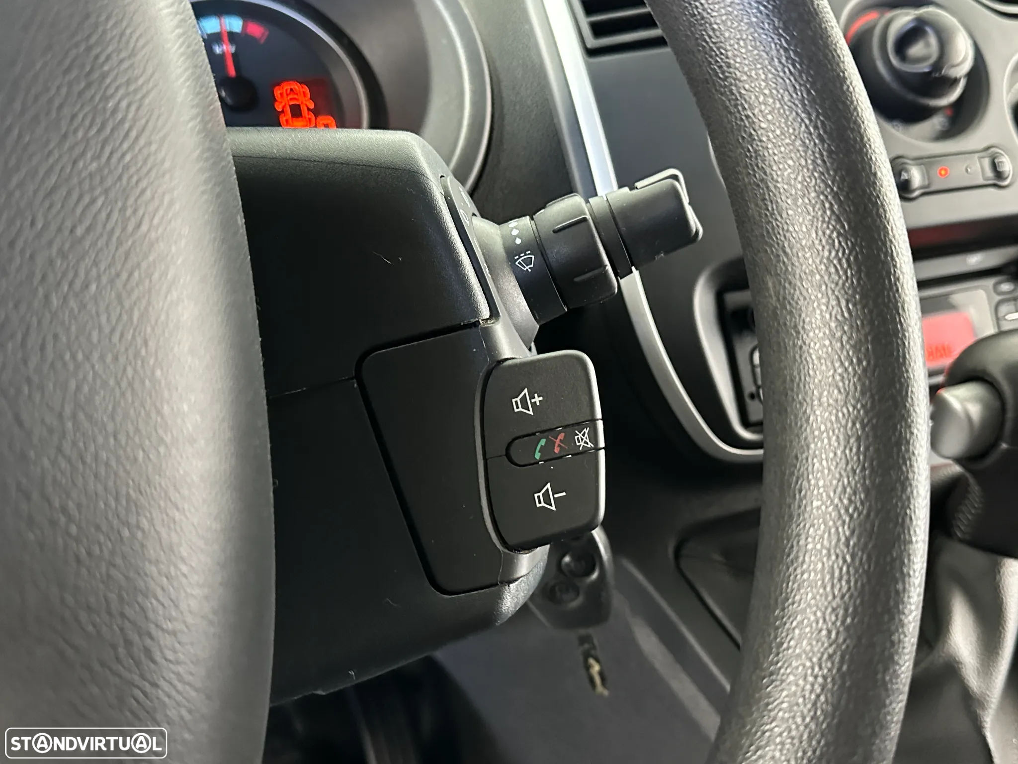 Renault KANGOO EXPRESS Z.E. 33 KW - IVA DEDUTIVÉL - BATERIAS PRÓPRIAS - 25