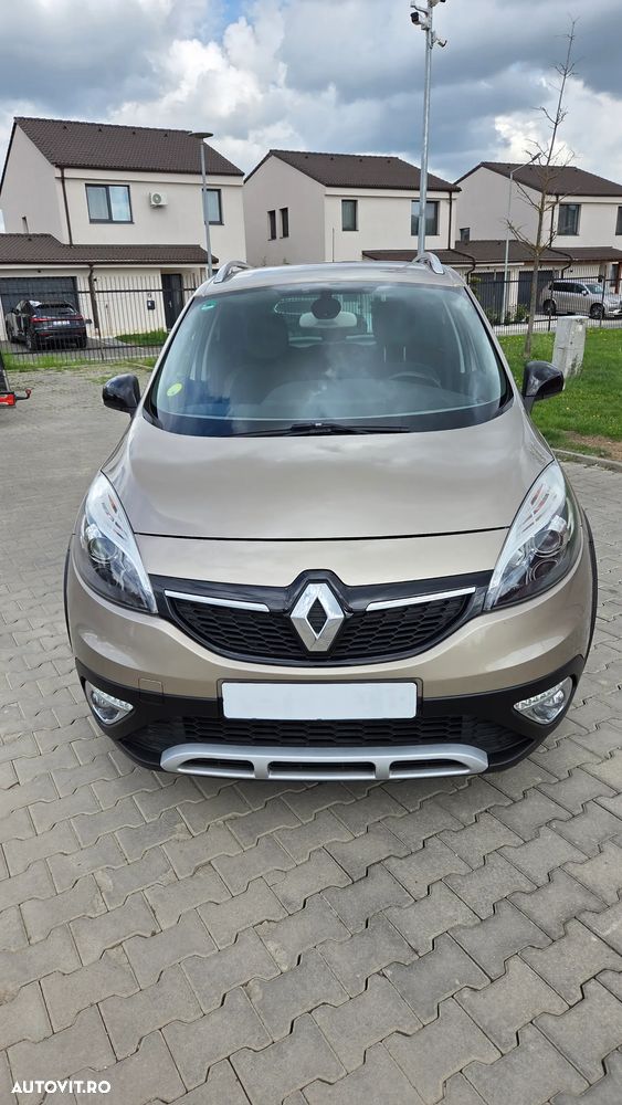 Renault Scenic - 18