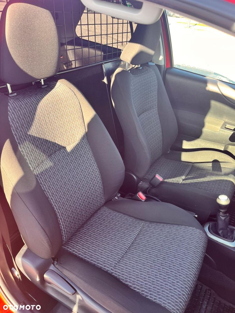 Toyota Yaris 1.0 Active - 8