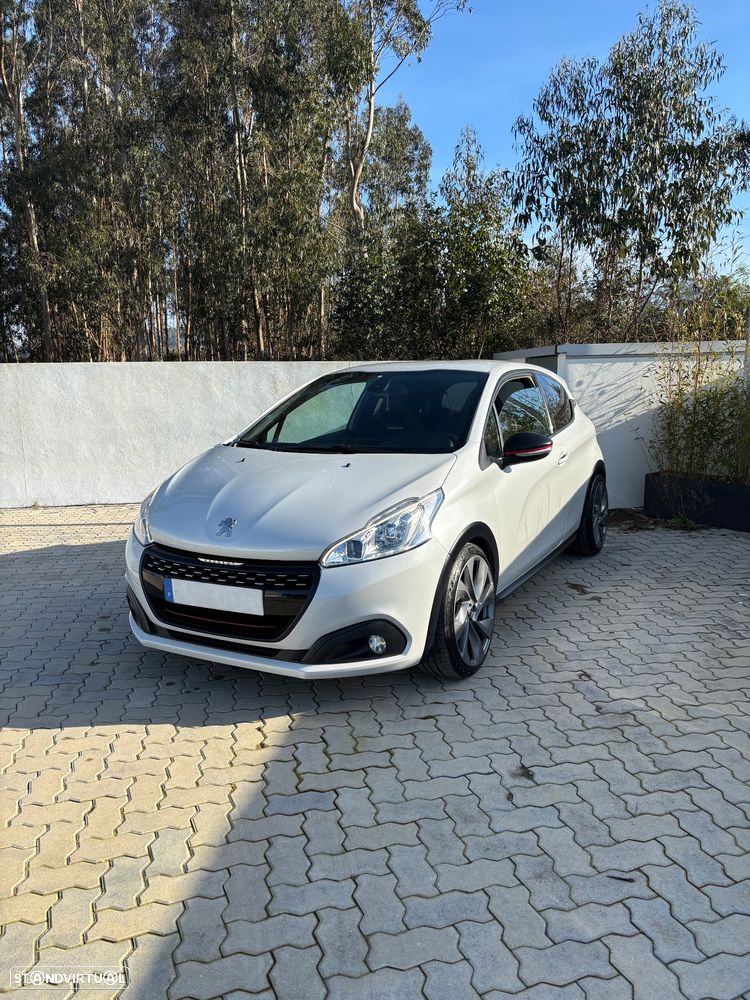 Peugeot 208 1.6 e-THP GTi by Sport - 2