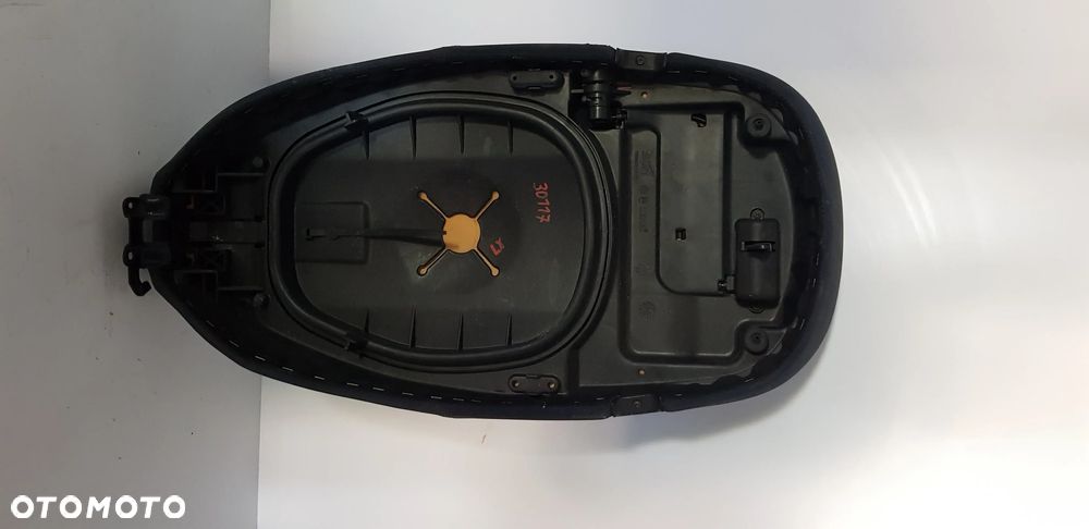 Piaggio Vespa LX Fotel Siedzenie - 2