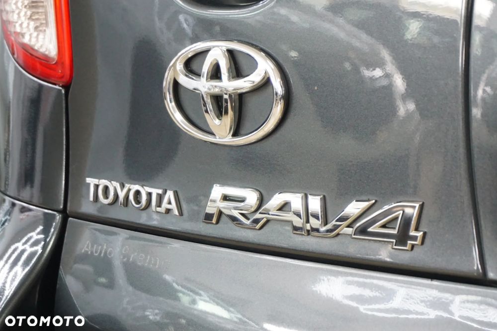 Toyota RAV4 2.2 D-4D 4x4 - 15