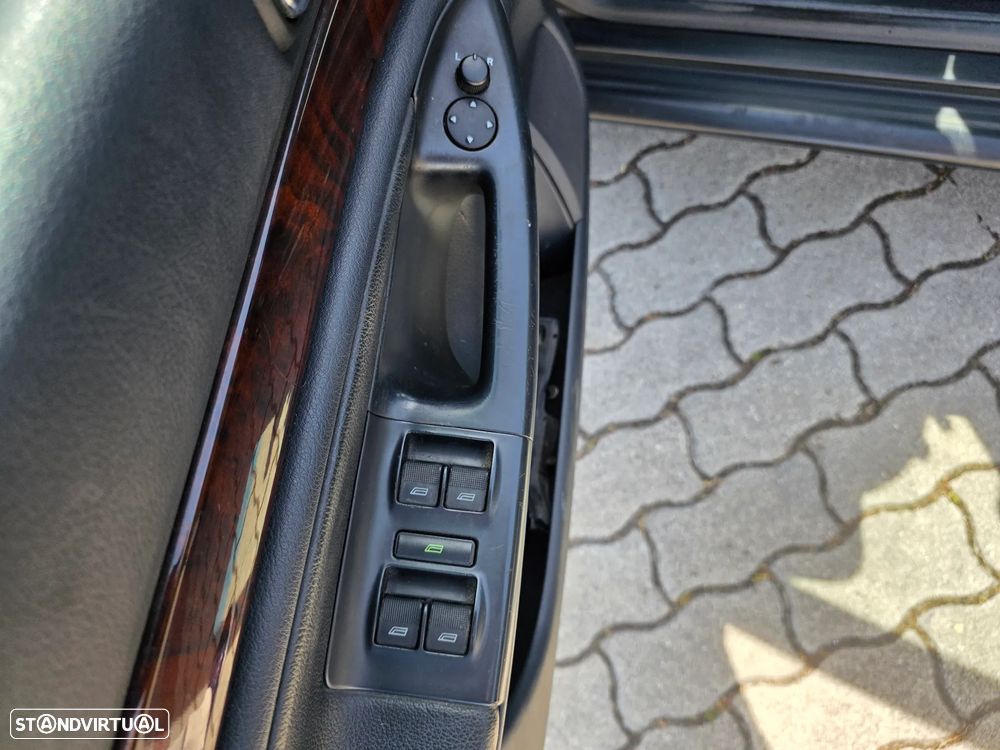 Audi A4 1.8 Turbo Sport EC - 8