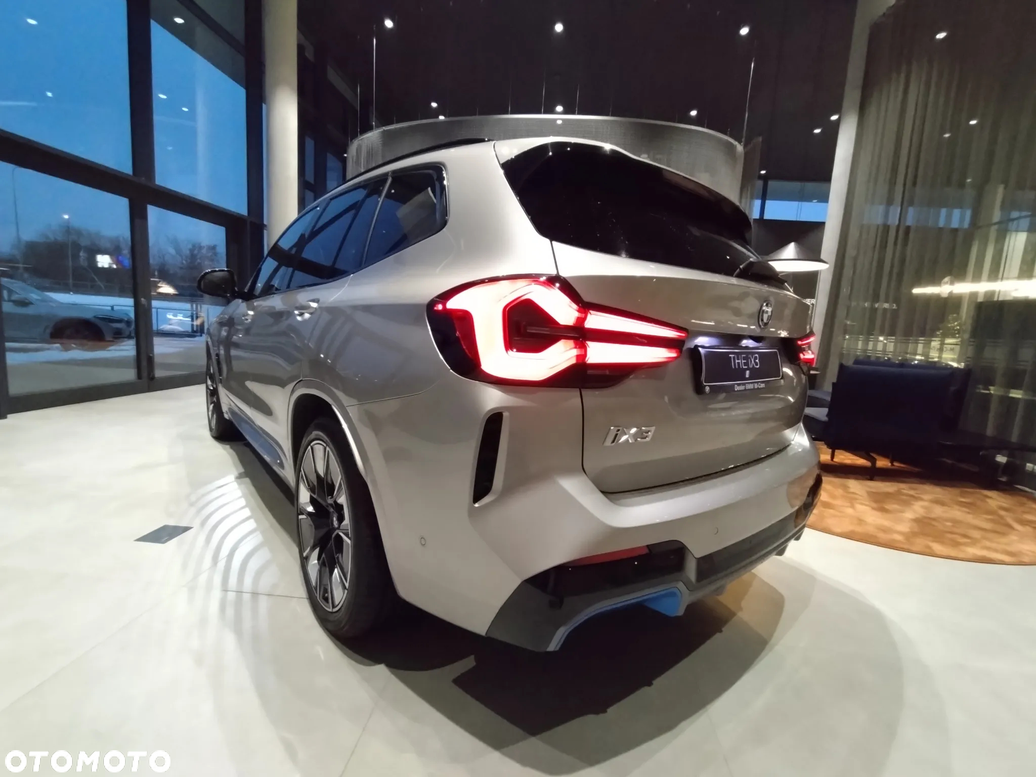 BMW iX3 Impressive - 12