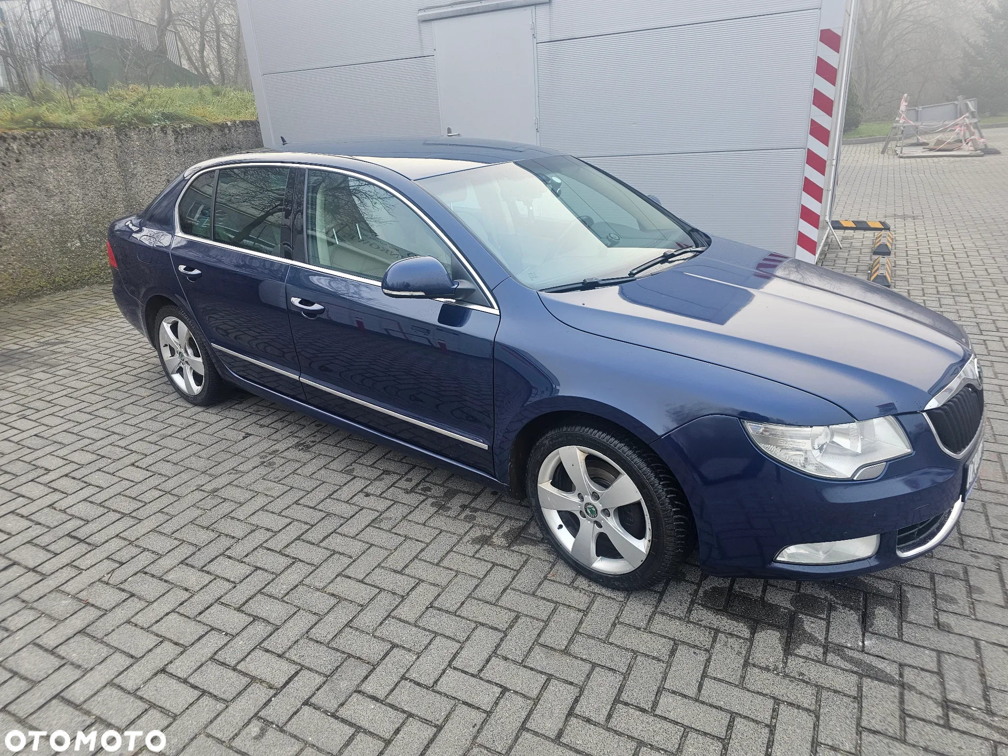 Skoda Superb 2.0 TDI Elegance - 2