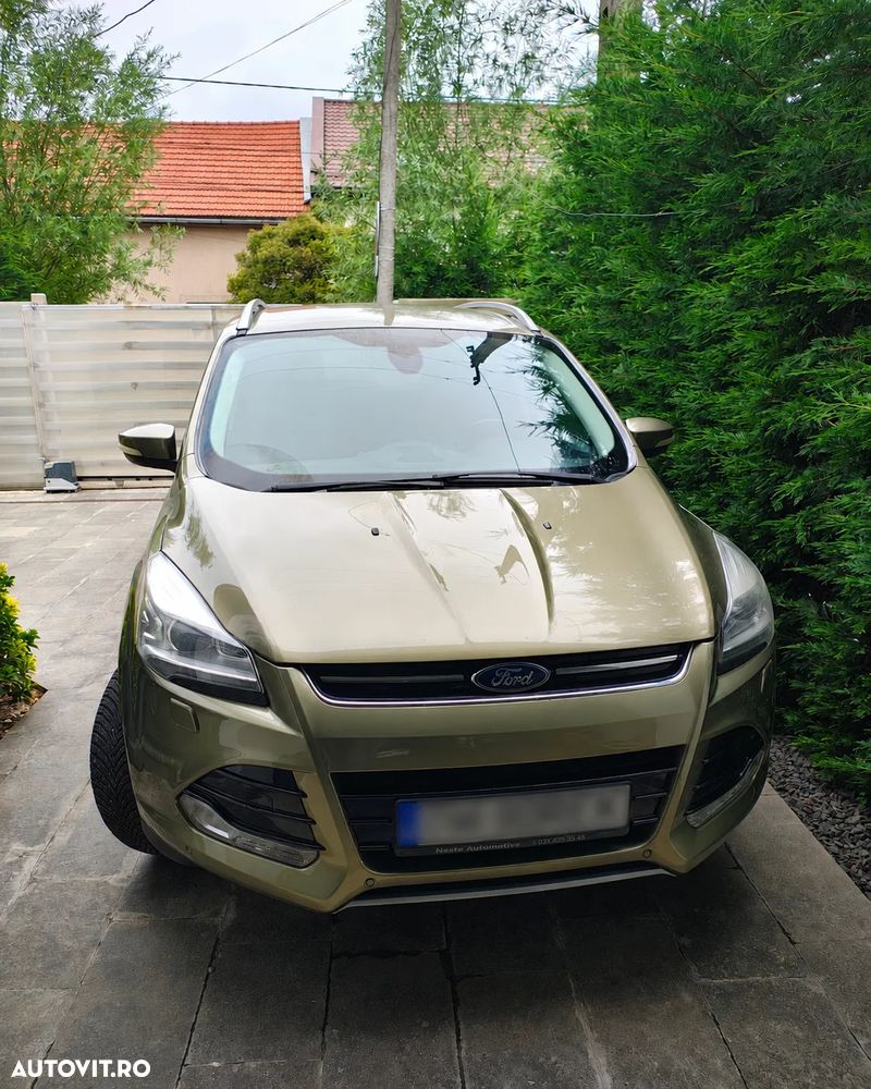 Ford Kuga 2.0 TDCi 4WD Powershift Titanium - 2