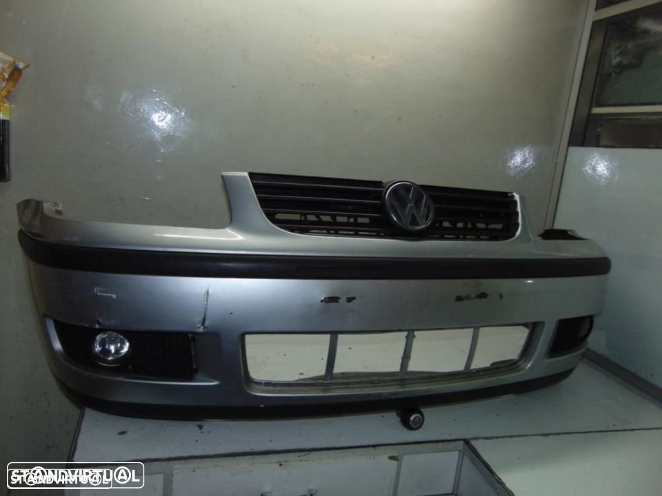 VW Polo 2000 a 2002 pára-choques - 1