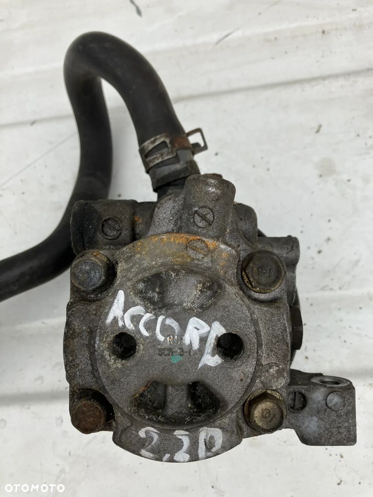 Pompa wspomagania HONDA ACCORD VII 2.2 diesel I-CTDI 2004r - 3
