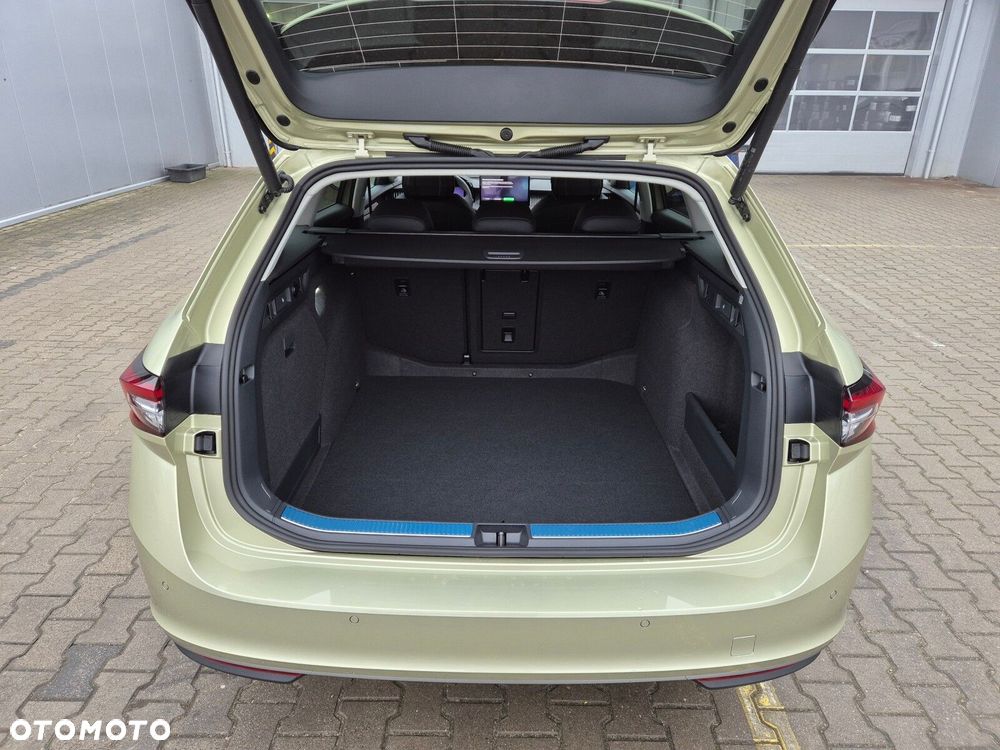 Skoda Superb 2.0 TDI SCR 4x4 L&K DSG - 21