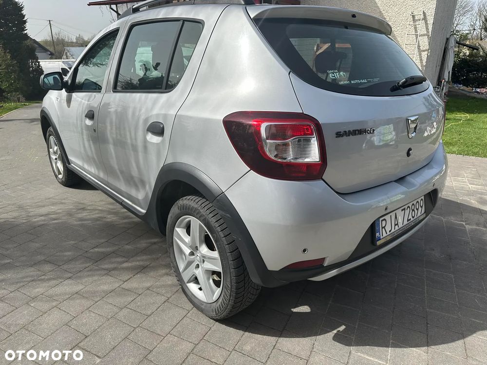 Dacia Sandero 0.9 TCe Laureate - 4