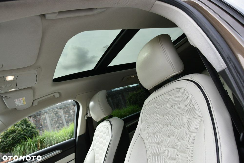 Ford Mondeo Vignale 2.0 TDCi 4WD PowerShift - 19