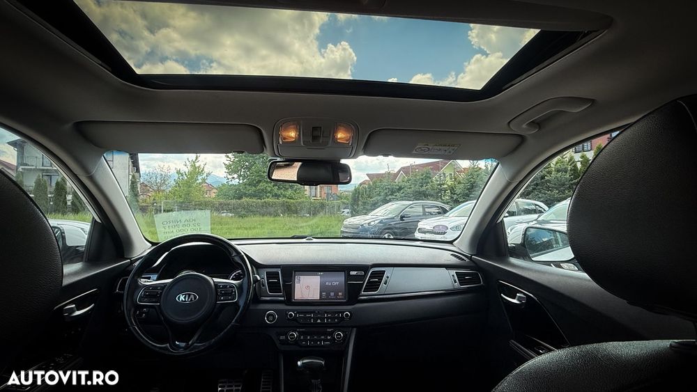 Kia Niro 1.6 GDI 2WD Aut. Edition 7 - 9