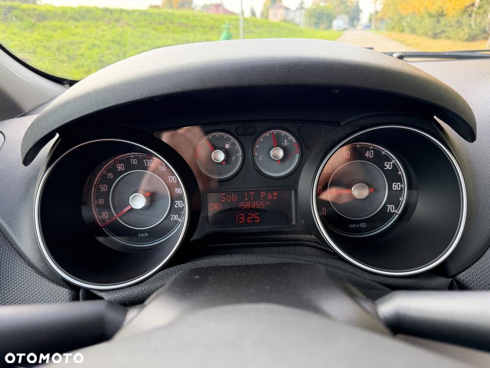 Fiat Punto 2012 - 19