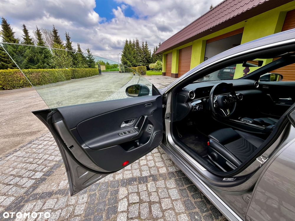 Mercedes-Benz CLA 180 d 8G-DCT Edition Progressive Line - 17