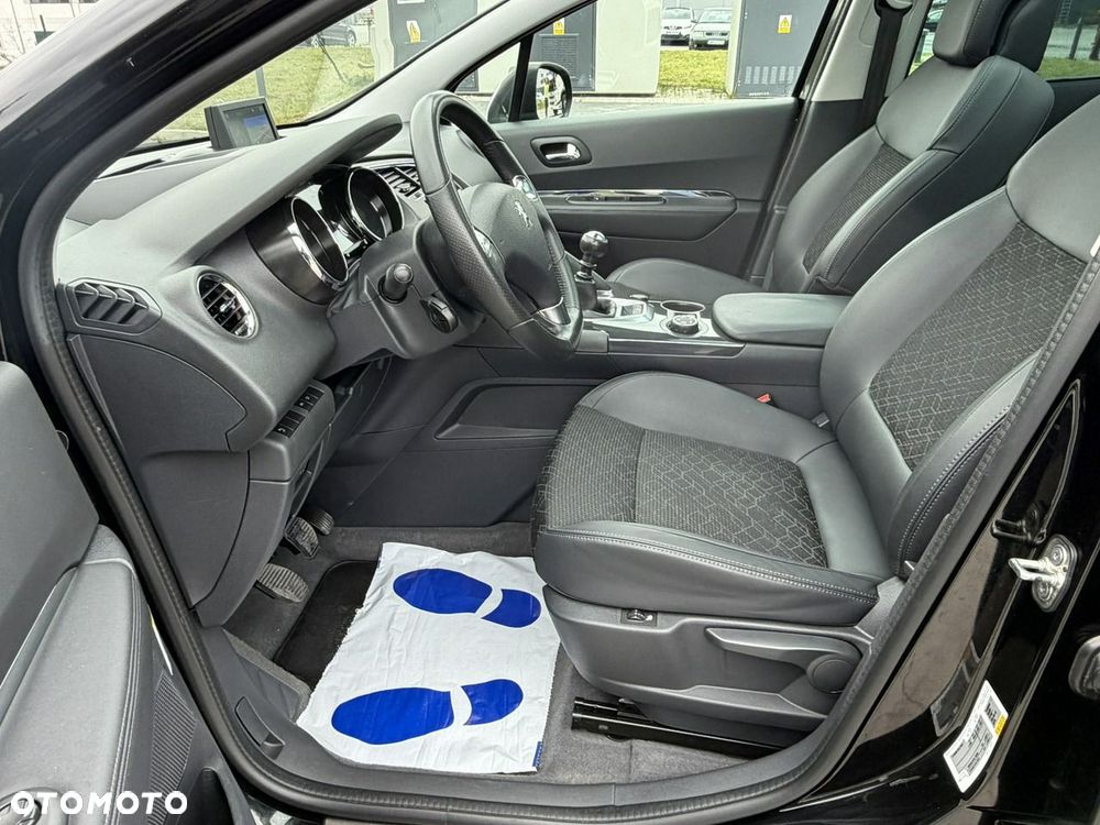 Peugeot 3008 HDi FAP 150 Business-Line - 16