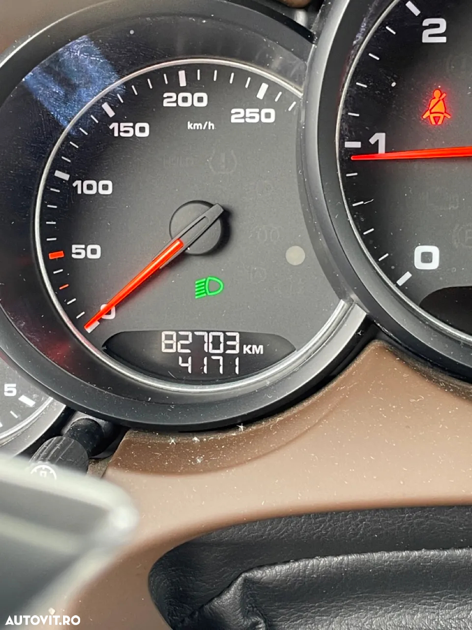 Porsche Cayenne 3.0 L - 17