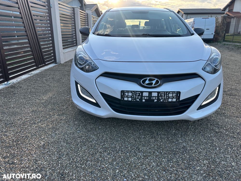 Hyundai i30 1.6 CRDI blue Style - 12