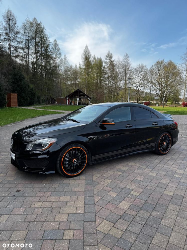 Mercedes-Benz CLA AMG 45 4-Matic - 2