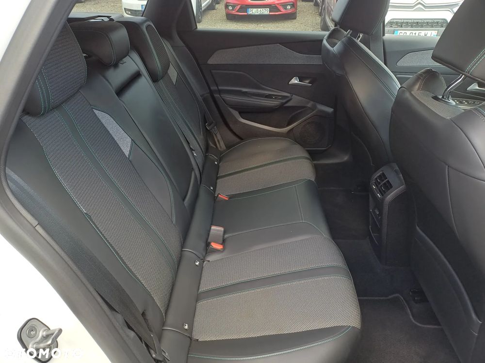 Peugeot 308 SW PureTech 130 Stop & Start Allure - 12
