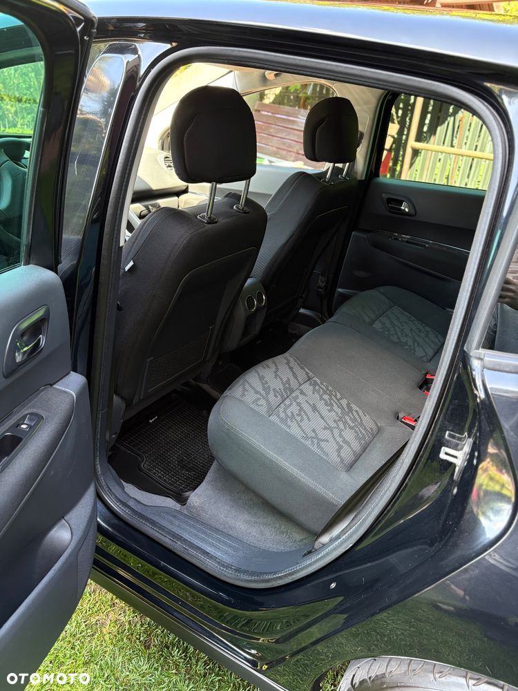 Peugeot 3008 - 10
