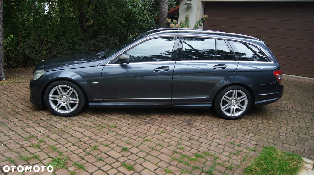 Mercedes-Benz Klasa C 220 T CDI DPF Automatik Avantgarde - 10
