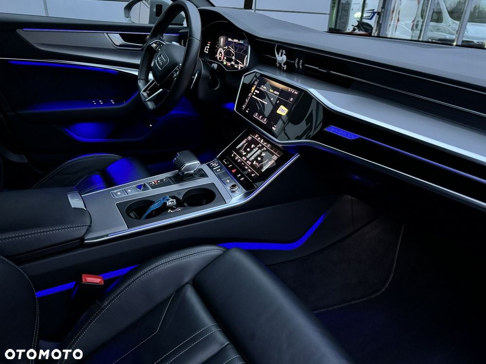 Audi A6 Avant - 16