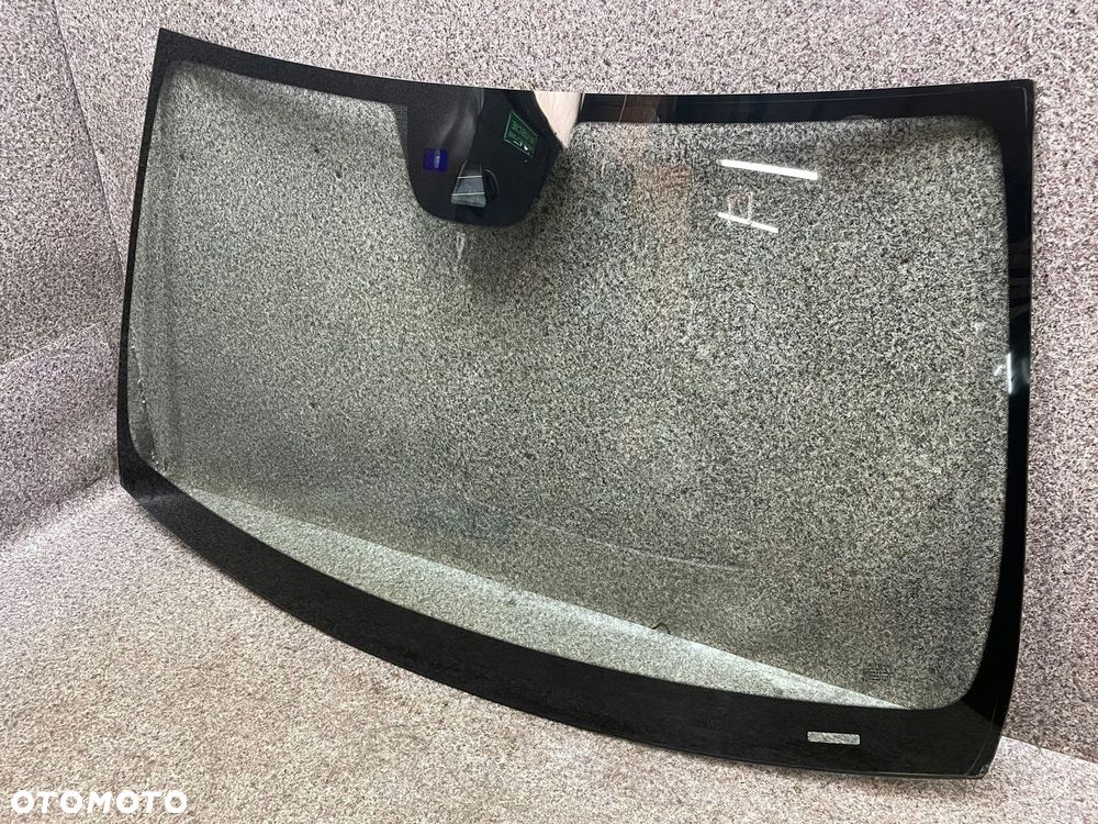 Szyba przod przednia czolowa kamera sensor deszczu Mercedes W204 Centrum - 2