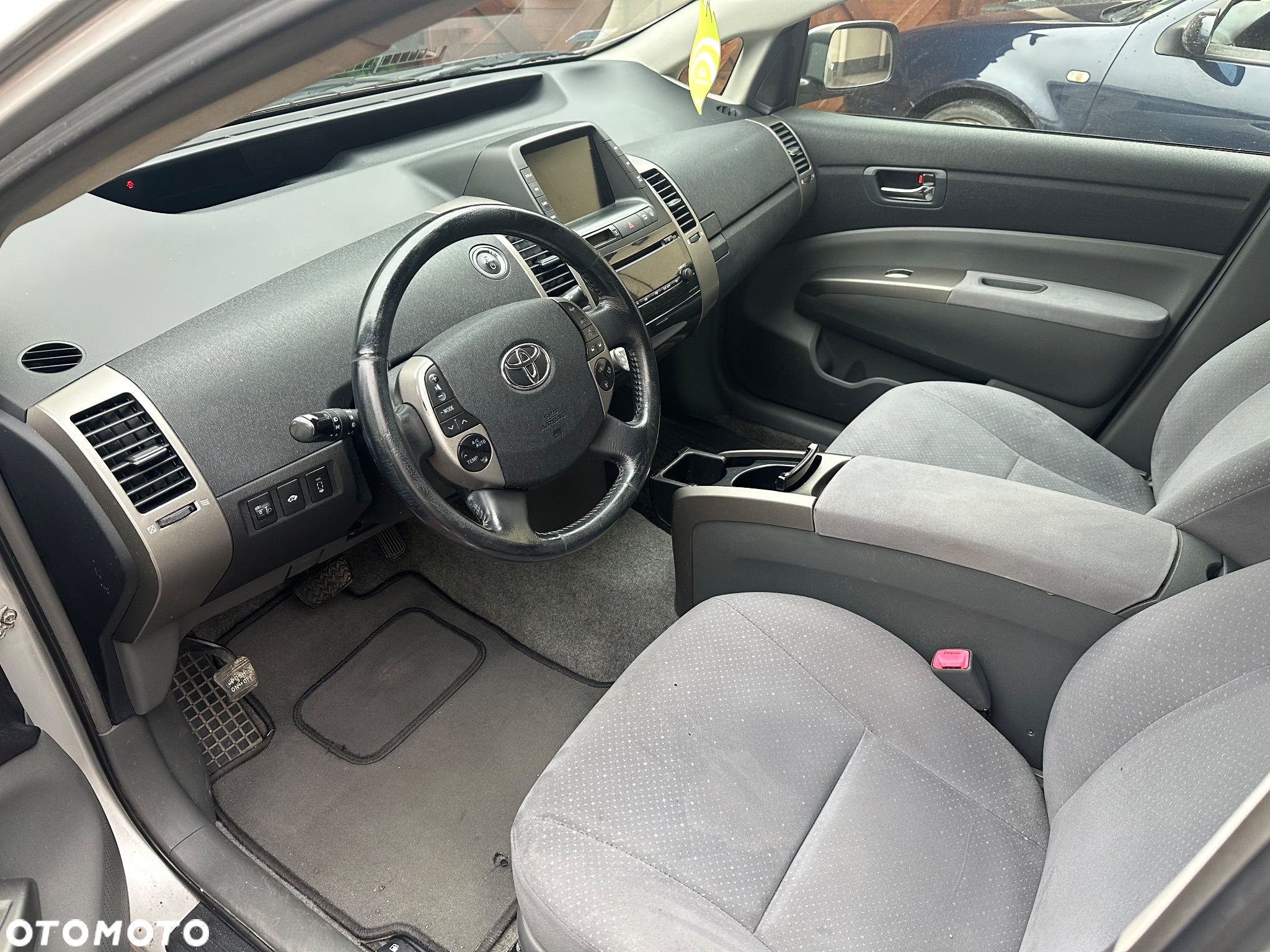 Toyota Prius 1.5 VVT-i Sol (nav) - 9
