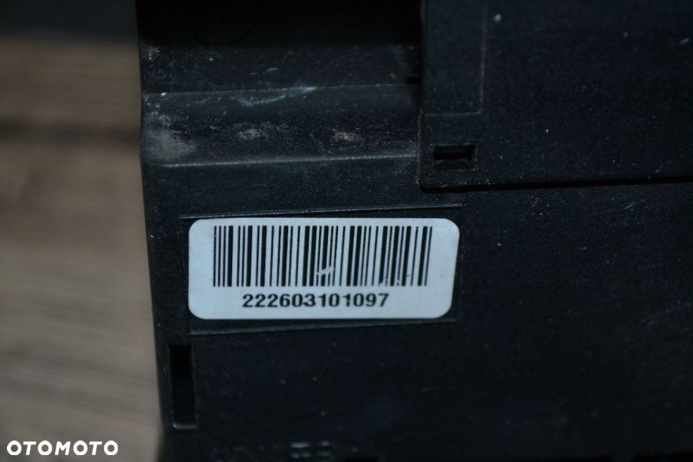 MERCEDES W204 W212 KLEMA PLUSOWA PIROTECHNICZNA NABÓJ - 5