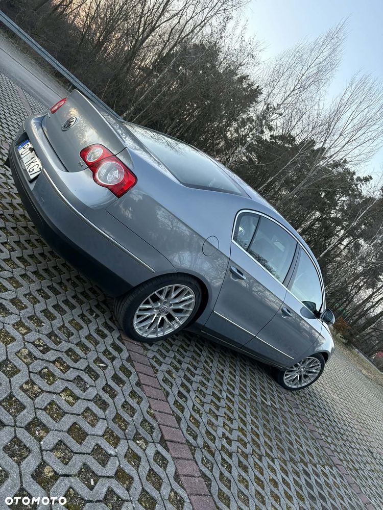 Volkswagen Passat - 5