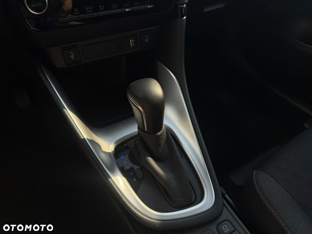 Toyota Yaris Hybrid 1.5 Comfort - 14