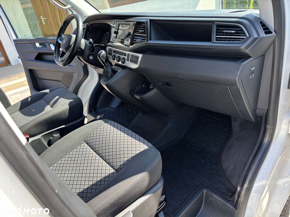 Volkswagen Multivan 2.0 TDI L1 Comfortline DSG - 11