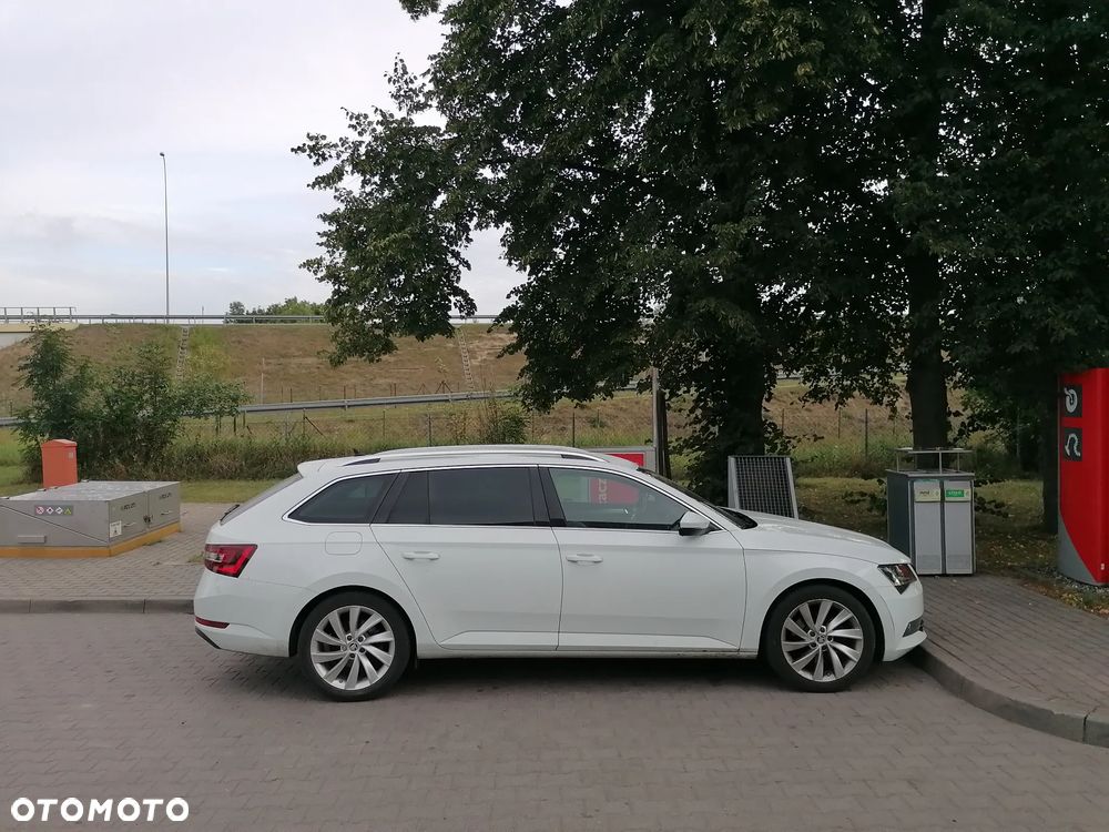 Skoda Superb 1.4 TSI ACT Ambition DSG - 2