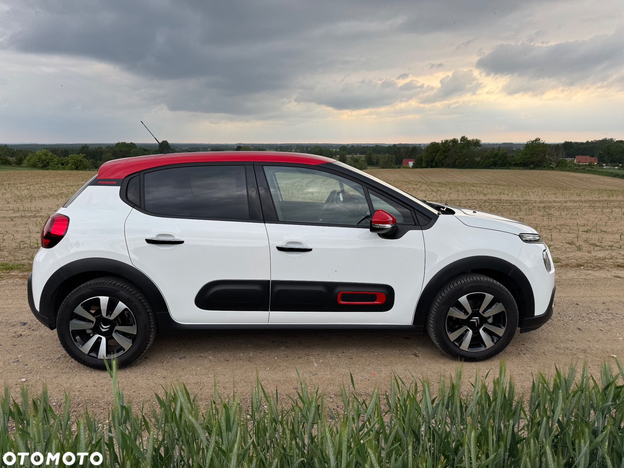 Citroën C3 1.2 PureTech Shine EAT6 - 5
