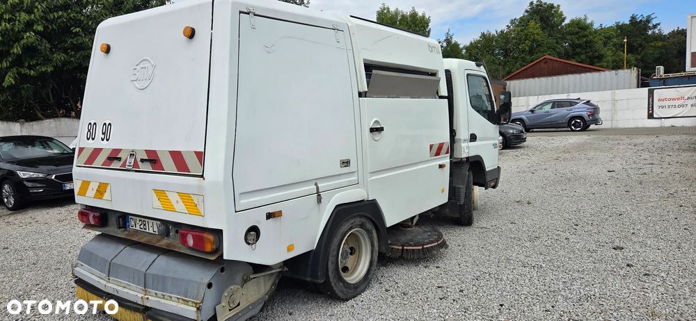 FUSO Canter - 7