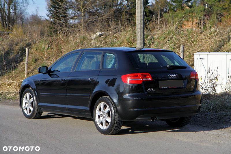 Audi A3 Sportback - 4