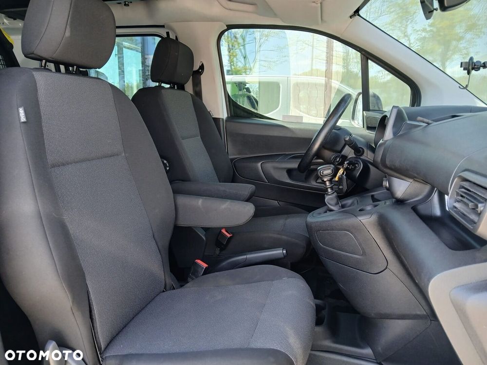 Toyota PROACE CITY - 23