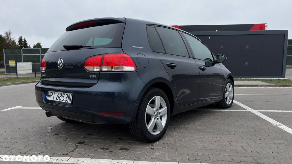 Volkswagen Golf 1.2 TSI BMT Comfortline - 6