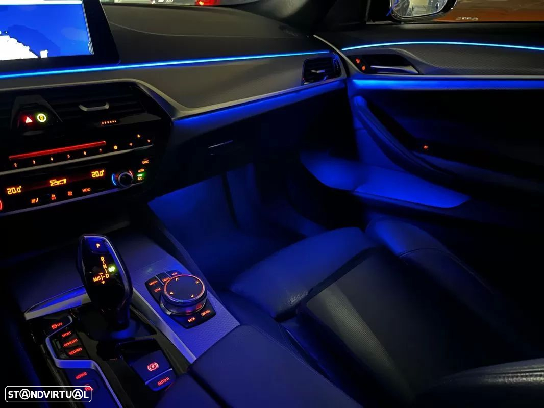 BMW 530 e iPerformance Pack M - 55
