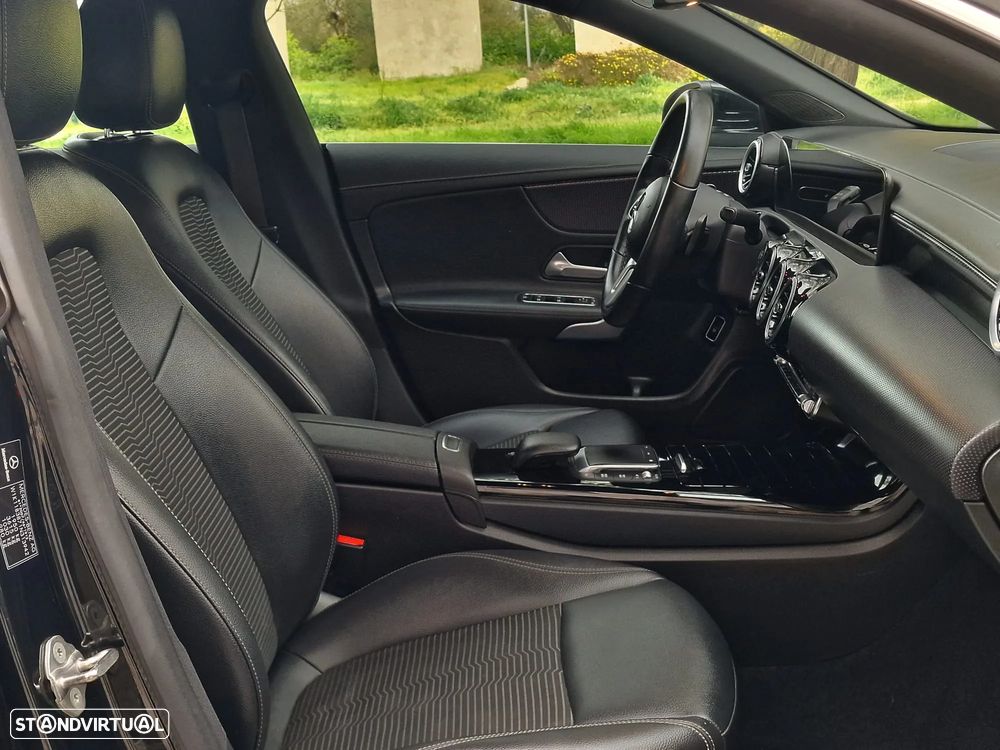 Mercedes-Benz CLA 200 7G-DCT Progressive - 19