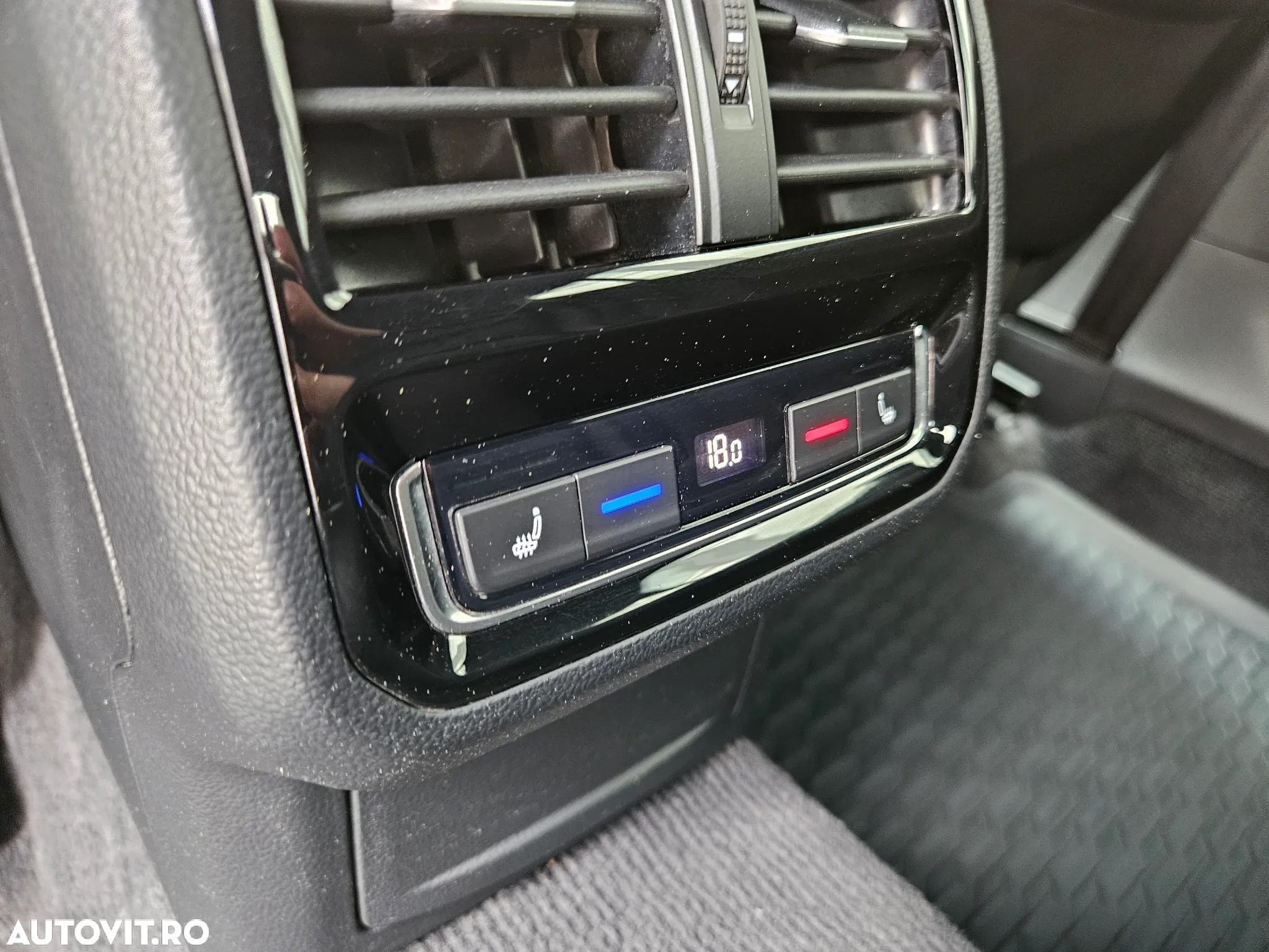 Volkswagen ARTEON 2.0 TDI DSG R-Line - 19
