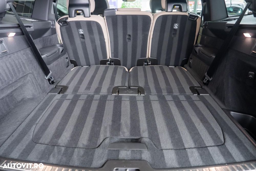 Volvo XC 90 - 23